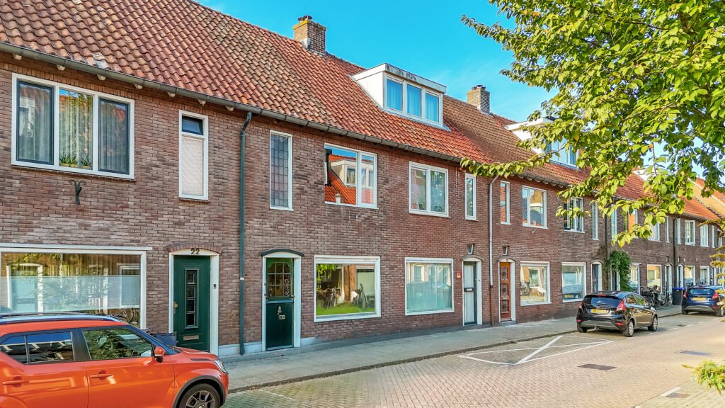 Foto 4 van 